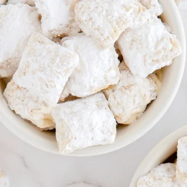 Delicious banana cream pie muddy buddies dessert recipe with banana pudding flavor