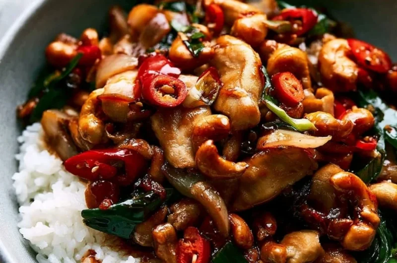 Delicious Thai Cashew Chicken Stir Fry with vibrant vegetables and cashews