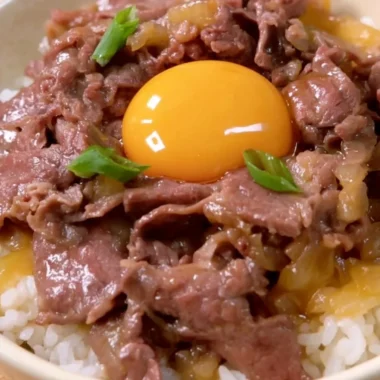 Cozy Gyudon Japanese beef bowl recipe with tender beef and rice.